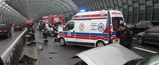Kierowcy na drodze gniewu? Coraz więcej wypadków na S8