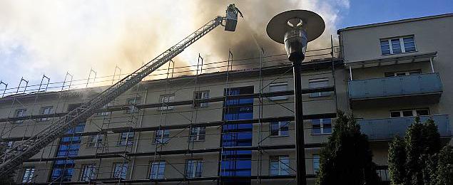 Groźny pożar przy Kochanowskiego