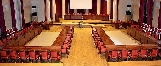 Bunt w Radzie Warszawy. Platforma straciła większość