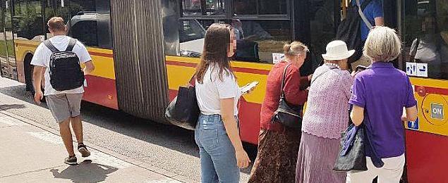 W tramwaju lodówka, w autobusie piekarnik. O co chodzi?