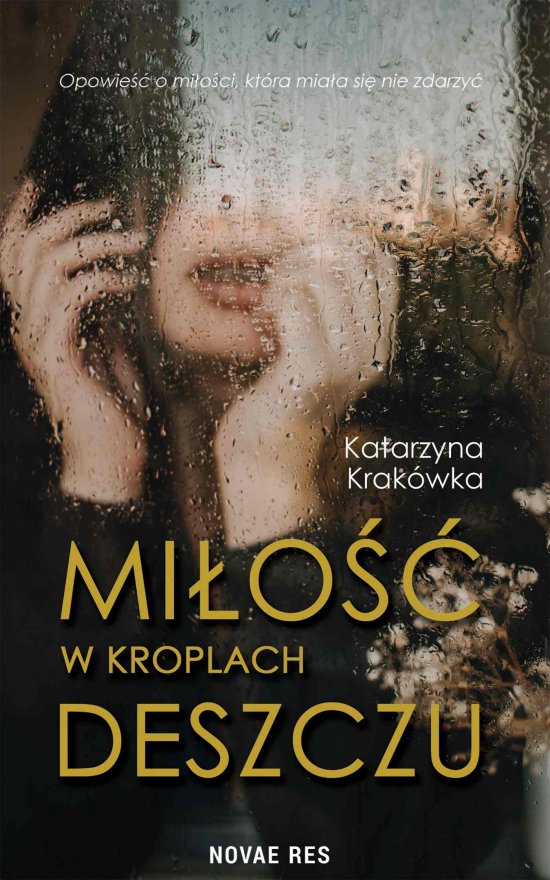 Mi�o�� w kroplach deszczu