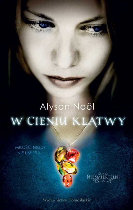 W cieniu kl�twy