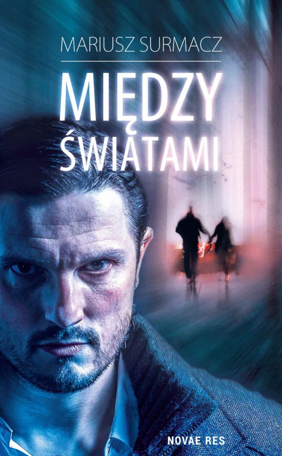 Mi�dzy �wiatami
