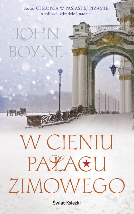 W cieniu Pa�acu Zimowego