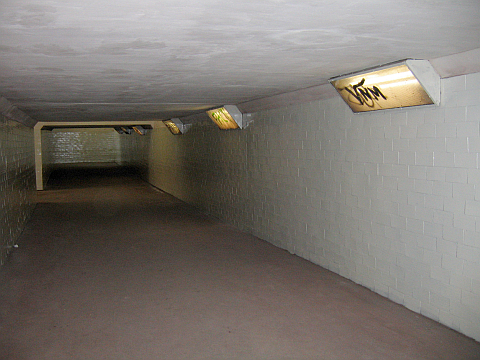 Tunel przy PKP Wawer do odnowy!