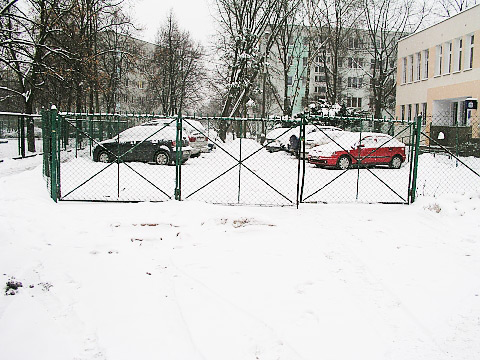 Jarosawska - samowolny parking do likwidacji