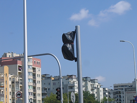 Nowe rondo na Grczewskiej zamknite dla rowerzystw!