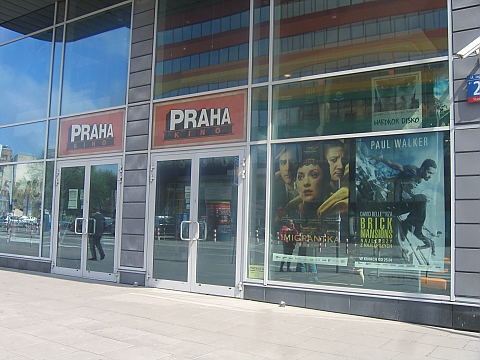 Co czy Reksia i pierwszych ludzi? Kino Praha