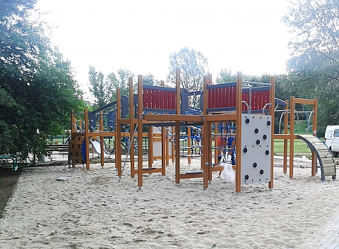Plac zabaw w parku Picassa - otwarcie w sobot!