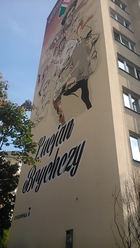 Legenda Legii na gigantycznym muralu przy Uniejowskiej