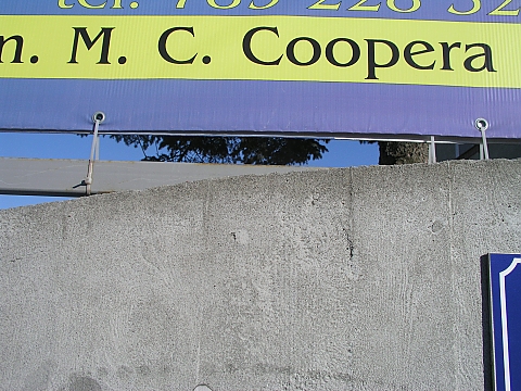 alt='Jest ulica Coopera, bdzie te Fauntleroya'