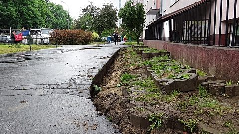 Kuj asfaltowe chodniki na Brdnie. "Koniec komuny"