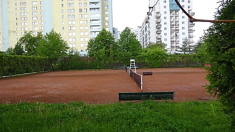 Korty tenisowe w parku Brdnowskim: do likwidacji czy odtworzenia?