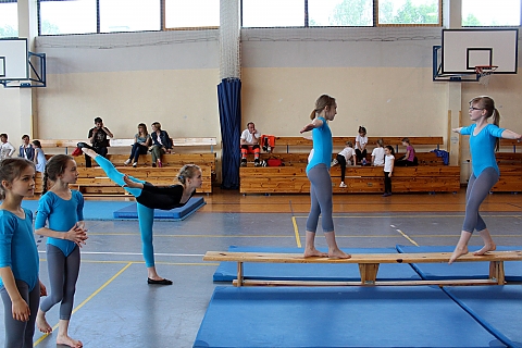 Gimnastyczki z "sidemki" z brzowym medalem