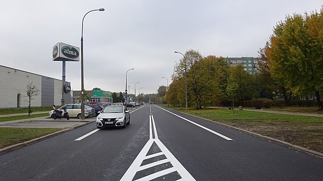 Wrocawska po remoncie. Gadka i z pasami dla rowerw