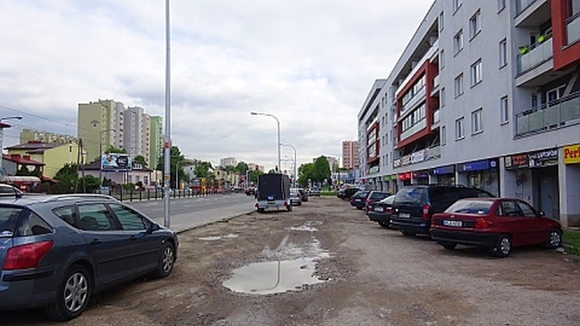alt='Bd porzdne parkingi przy Powstacw lskich'