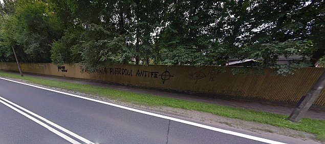 Zasomy szpetny mur na Kondratowicza