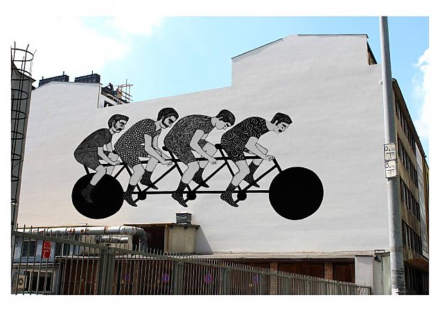 alt='Cyklici na Ogrodowej. Nowy wolski mural'