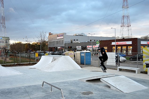 Najwikszy skatepark Warszawy ju gotowy