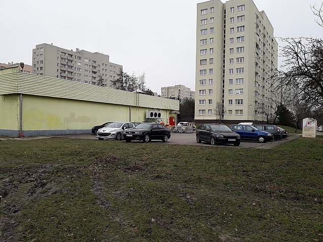 Biedronka paraliuje Czuchowsk? "Proponuj zakaz parkowania"