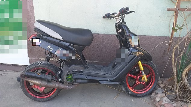 Kradzież w Ruścu. Wszedł na posesję i ukradł motorower