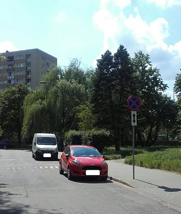 Turmoncka nie dla parkujcych. "Maj jedzi rowerami i autobusami"