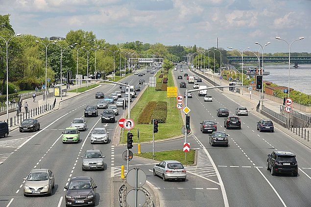 alt='Maraton w Warszawie. Ogromne utrudnienia w niedziel'