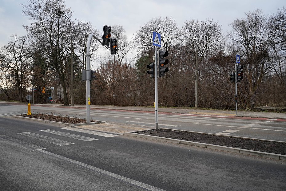 Koniec przebudowy Marywilskiej. "Zapomnieli o miejscach do parkowania"