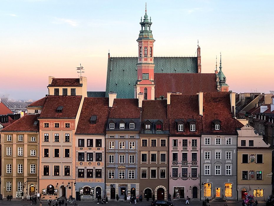 Historyczne centrum Warszawy wolne od chaosu przestrzennego?