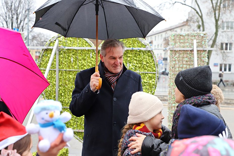 Przyozdb oliborsk choink yczeniami dla ssiadw