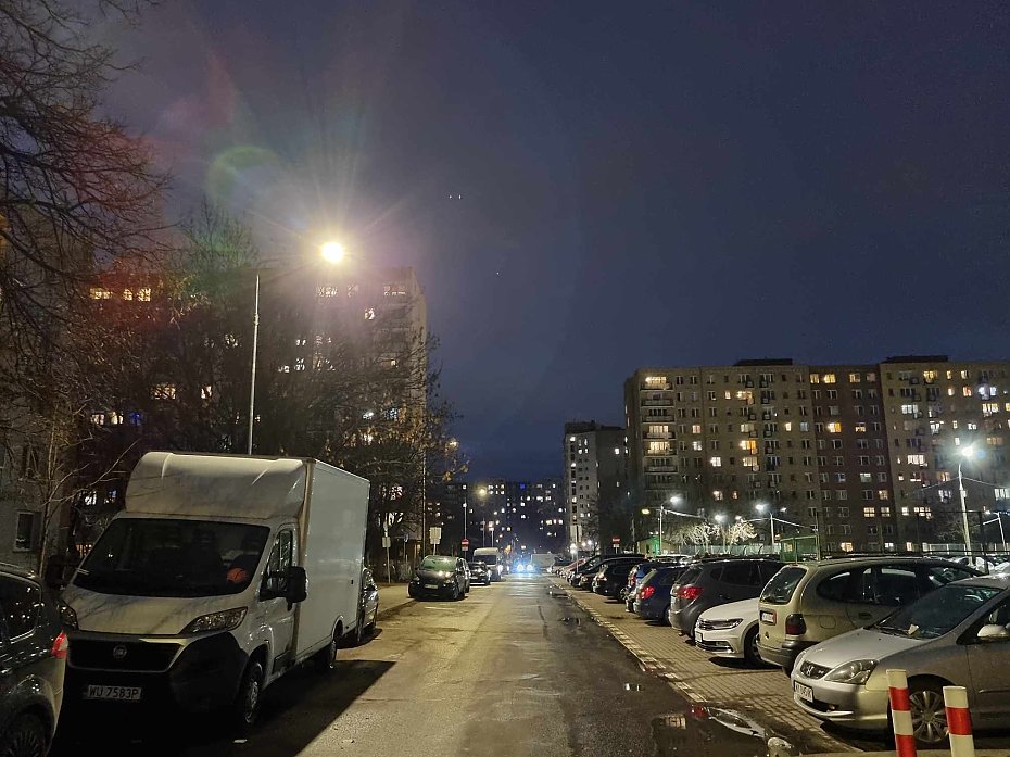 alt='Nowe latarnie na ulicy Suwalskiej'