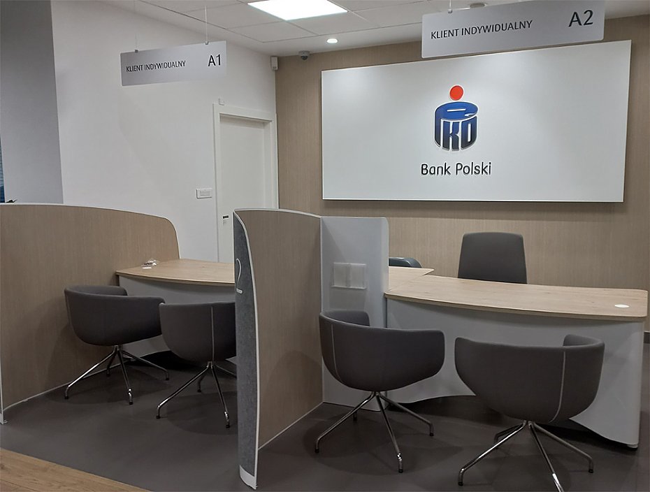 alt='Nowa lokalizacja, nowe wntrze, cyfrowe rozwizania i wietna obsuga. Oddzia PKO Banku Polskiego w Wawrze zaprasza'