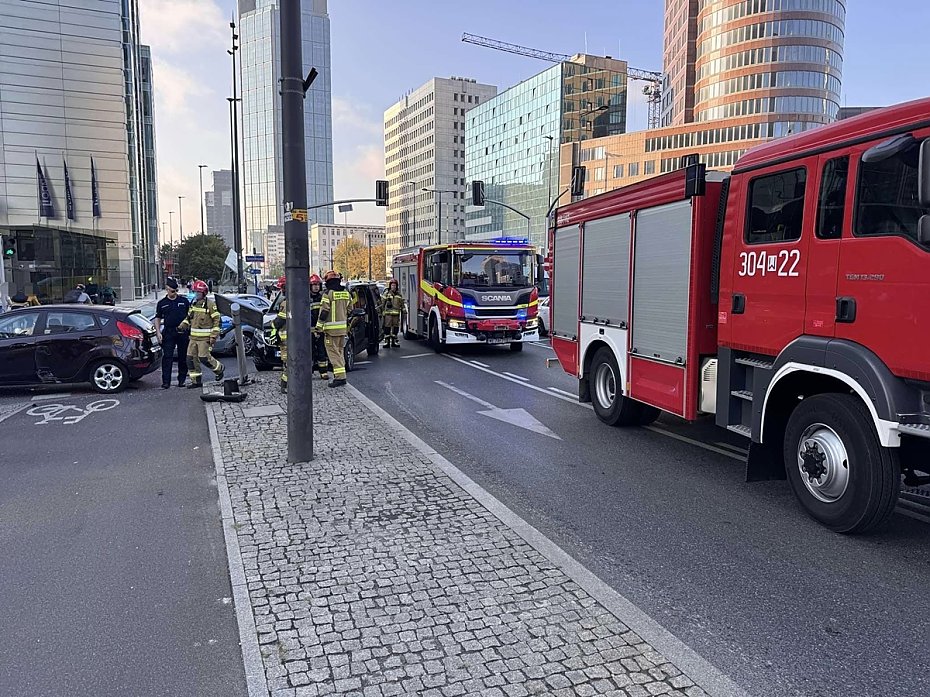 Zderzenie w centrum Warszawy. Pi osb rannych