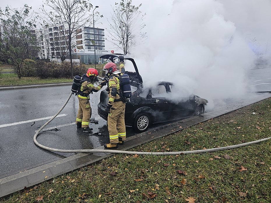 Samochd spon na Maczka. Kierowca zdy wyj