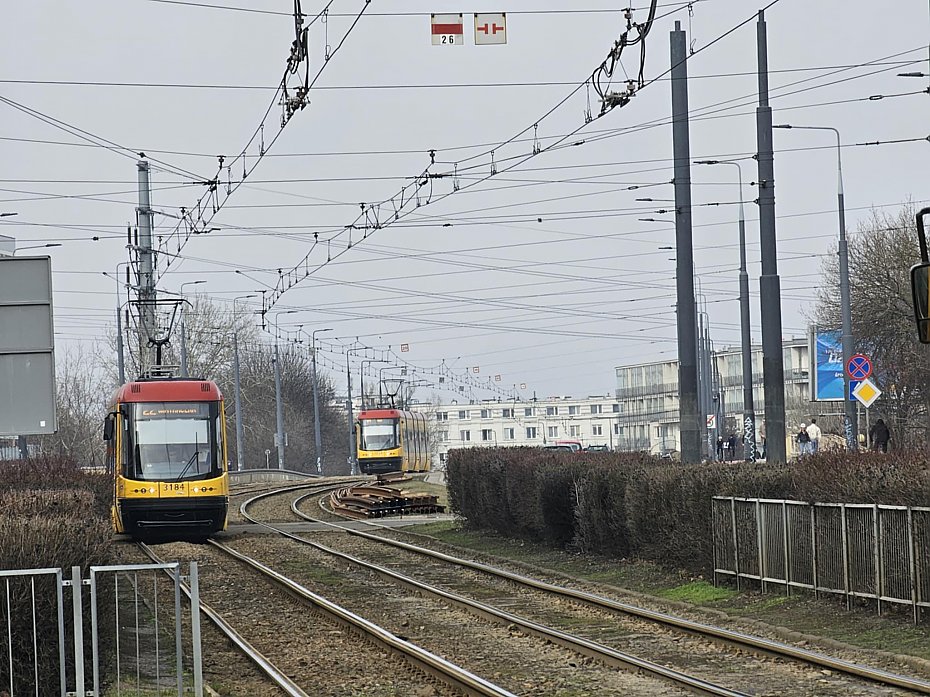 alt='Bemowo bez tramwaju 28. Dwa miesice autobusw zastpczych'