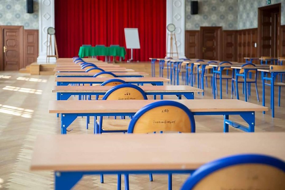 alt='oliborz znw w czowce. Rewelacyjne wyniki smoklasistw i maturzystw'