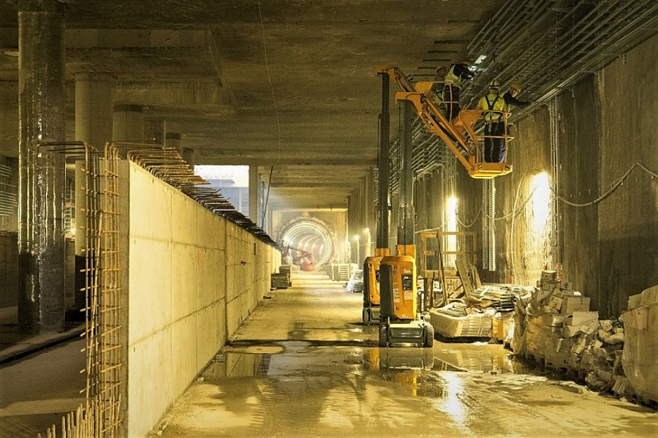 Metro na ostatniej prostej. Nowe perony i instalacje
