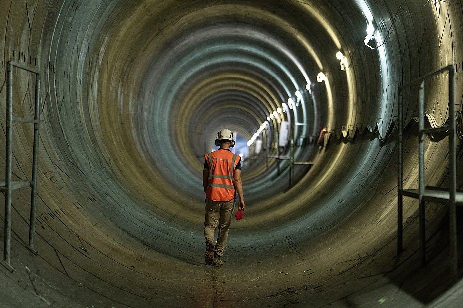 Metro na ostatniej prostej. Nowe perony i instalacje