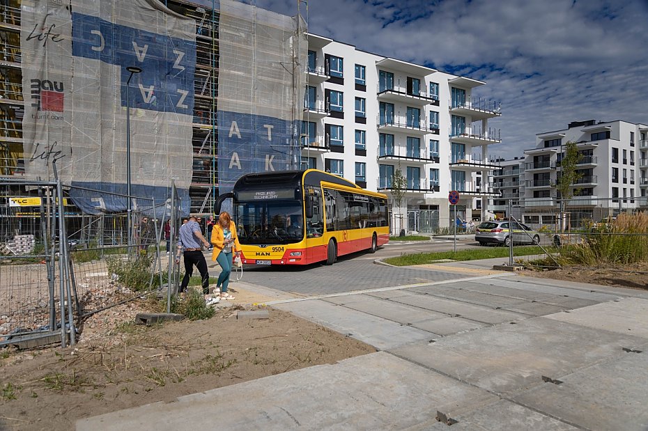 Autobus 249 dowiezie uczniw do nowej szkoy na Szeligowskiej