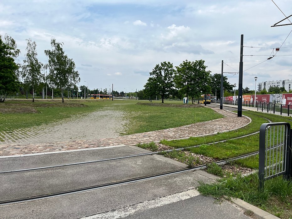 Parking przy ptli Winnica? "Kosmiczne" plany zamiast prostych rozwiza