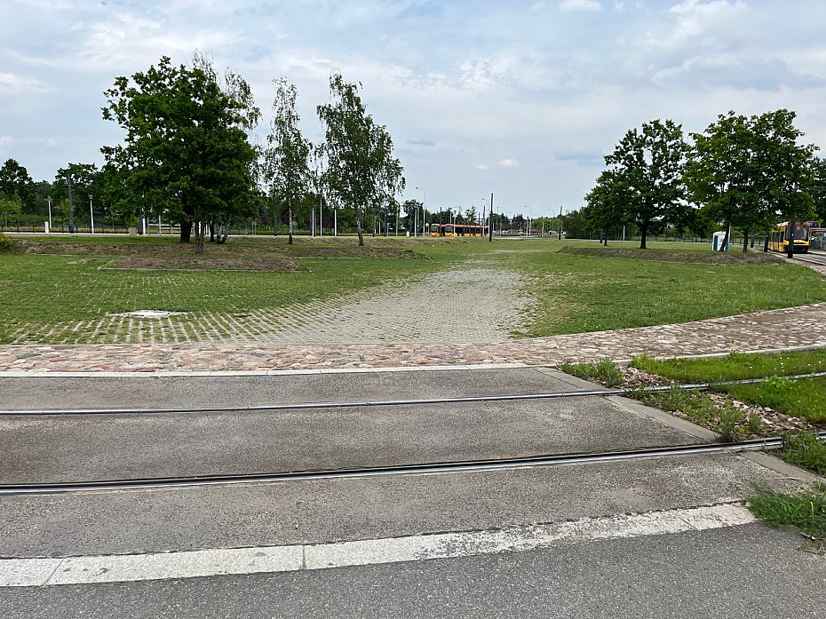 Parking przy ptli Winnica? "Kosmiczne" plany zamiast prostych rozwiza