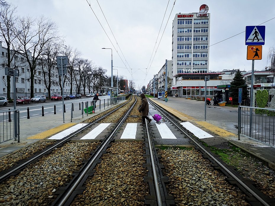 Radny chce zazieleni ul. Sowackiego. Urzdnicy zwlekaj