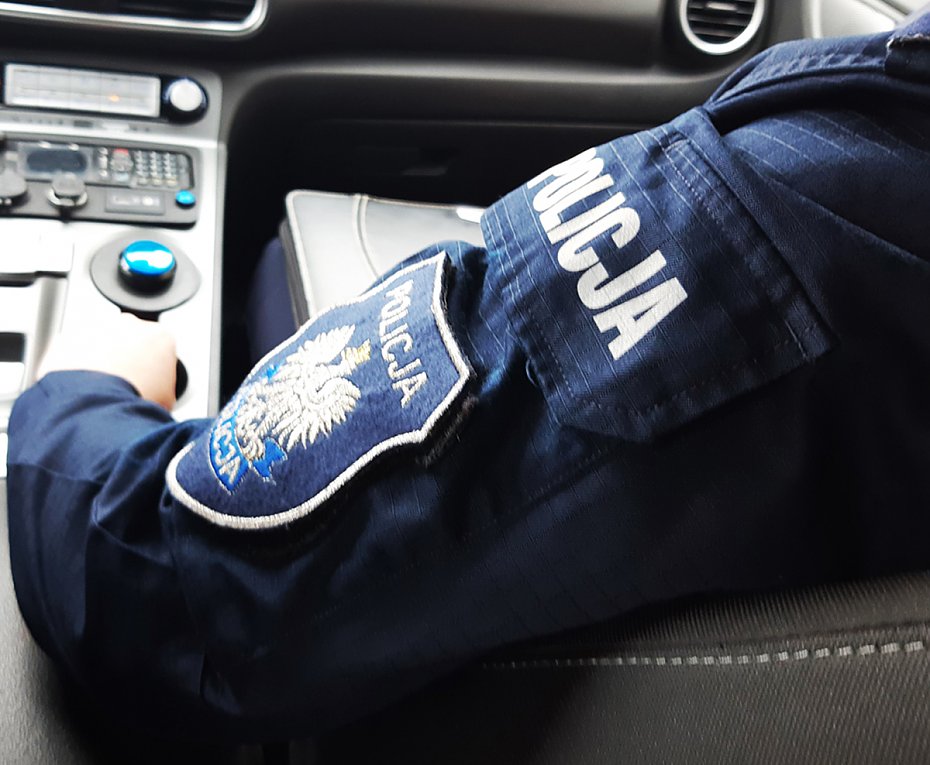 alt='Policjanci zatrzymali 37-latk. Wszystko przez niezapacon grzywn'