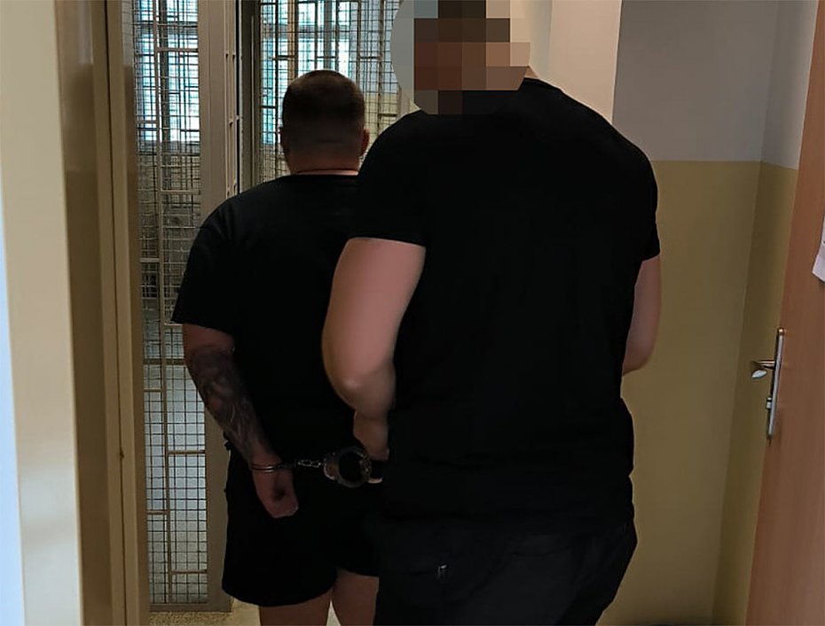 alt='Awantura domowa doprowadzia policjantw do magazynu narkotykw'