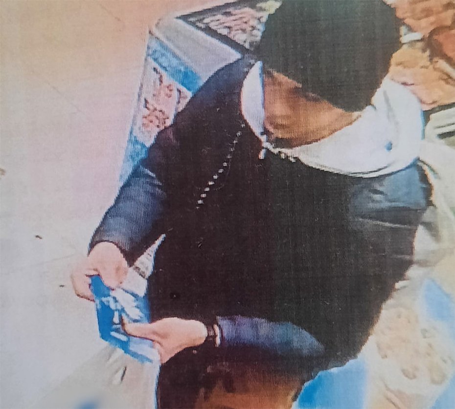 alt='Rozpoznajesz tego mczyzn? Policja publikuje nagranie'