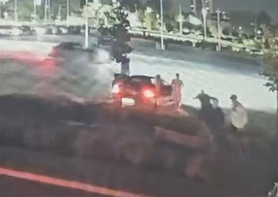alt='Drift na targowisku przerwany przez policj'