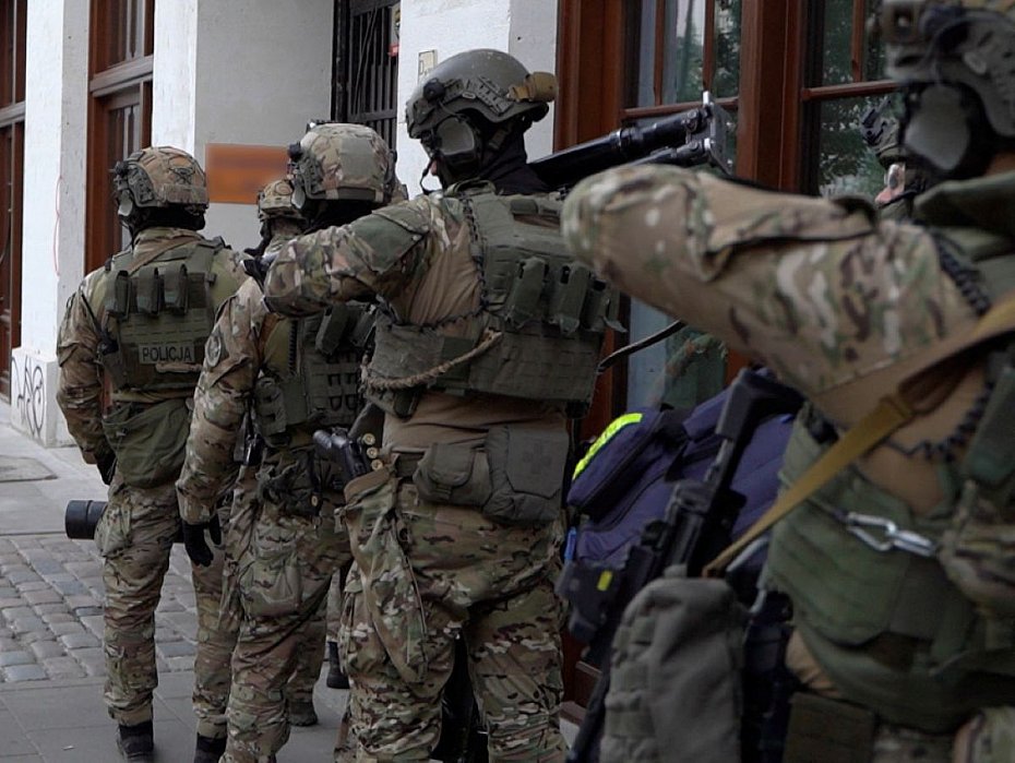 Wpadli po p miliona. Policja rozbia gang wamywaczy
