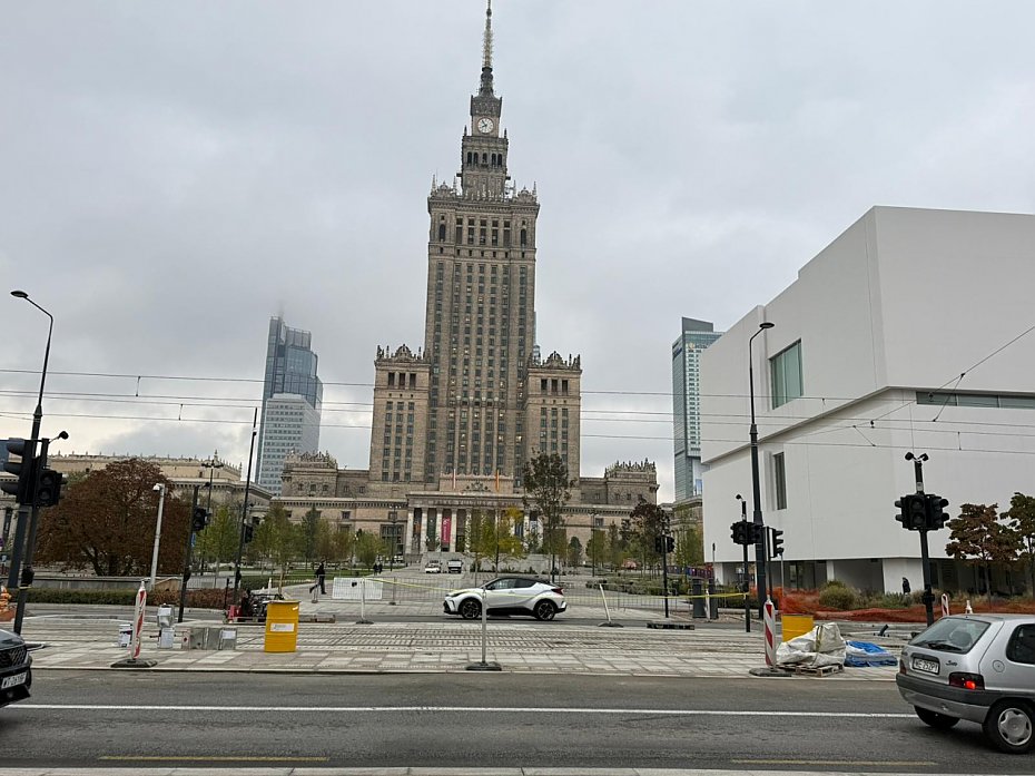 alt='Nowe zebry w centrum. &quot;Zamknijcie Marszakowsk i obsiejcie rzepakiem&quot;'