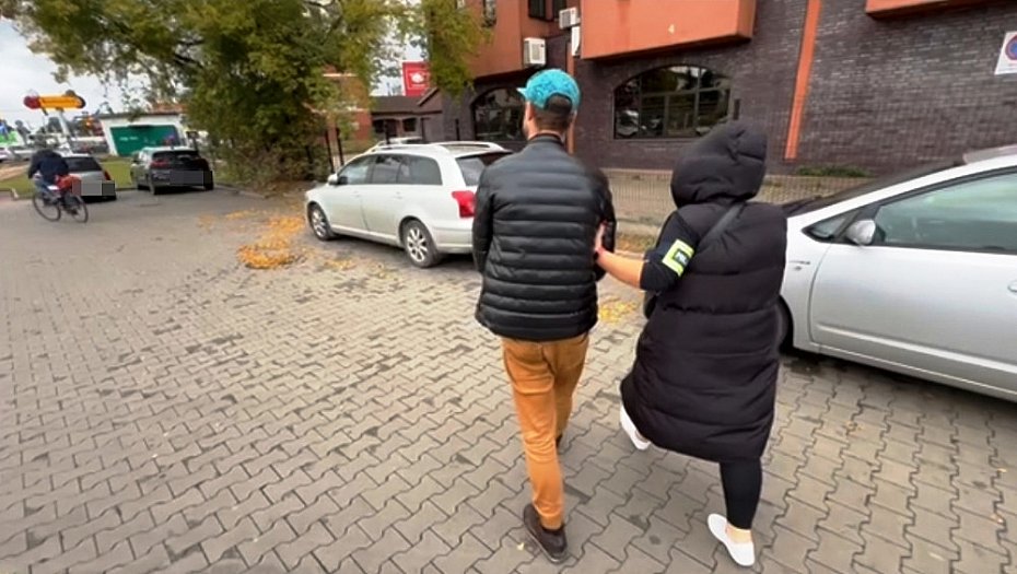 Zodziej wazw do studzienek zatrzymany przez policj