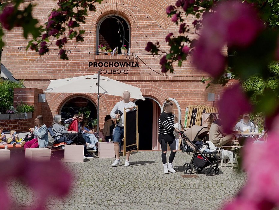 alt='Leaki pod lup radnych. Prochownia oliborz wpltana w polityk'